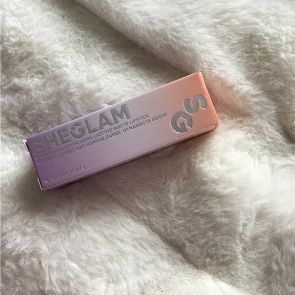 Sheglam Dynamatte Boom Long Lasting Matte lipstick in Take Action Sealed In Box - Picture 3 of 3